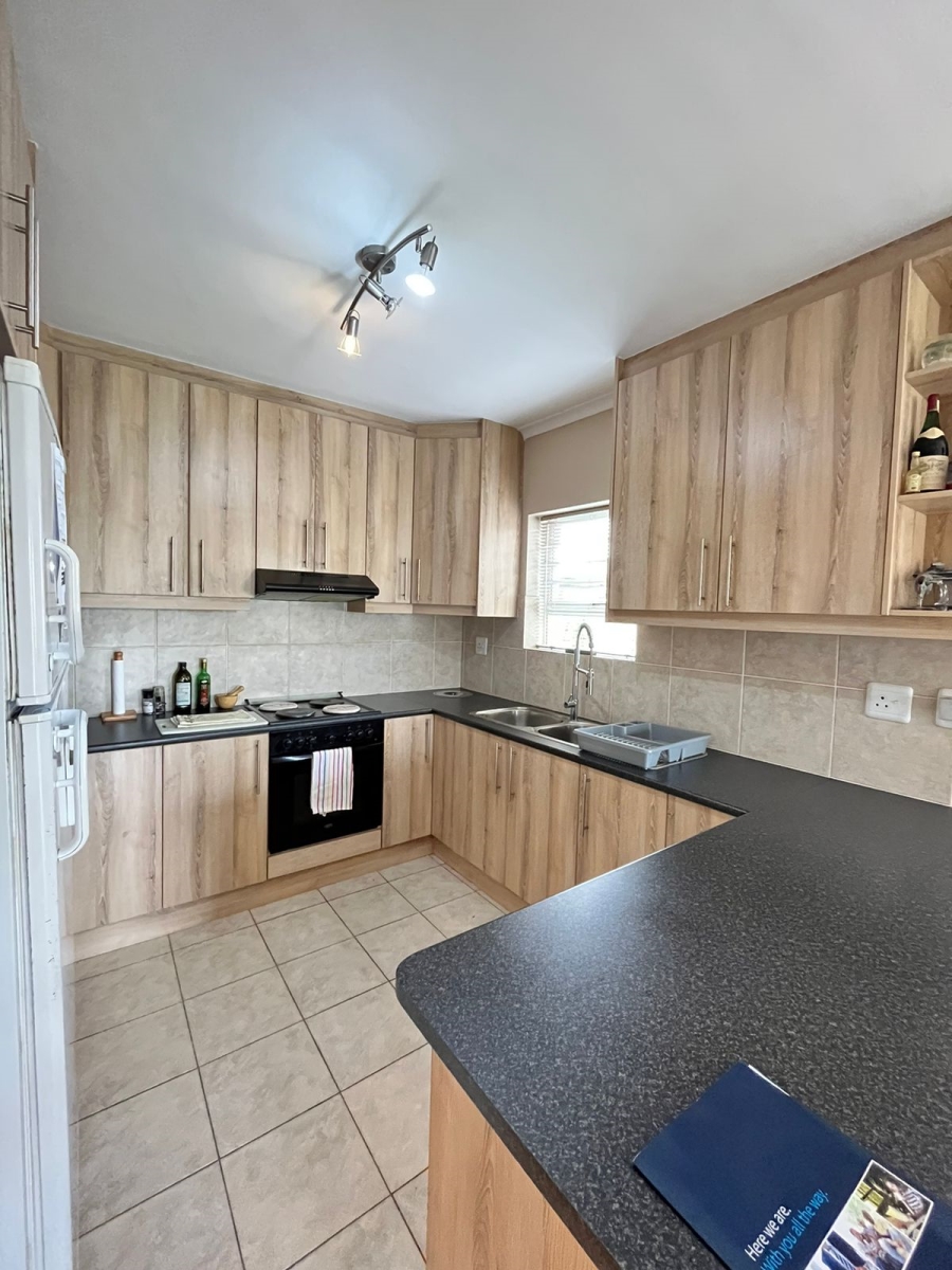 To Let 3 Bedroom Property for Rent in Zonnendal Western Cape